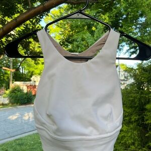 White Lululemon size 4 sports yoga bra, like new!